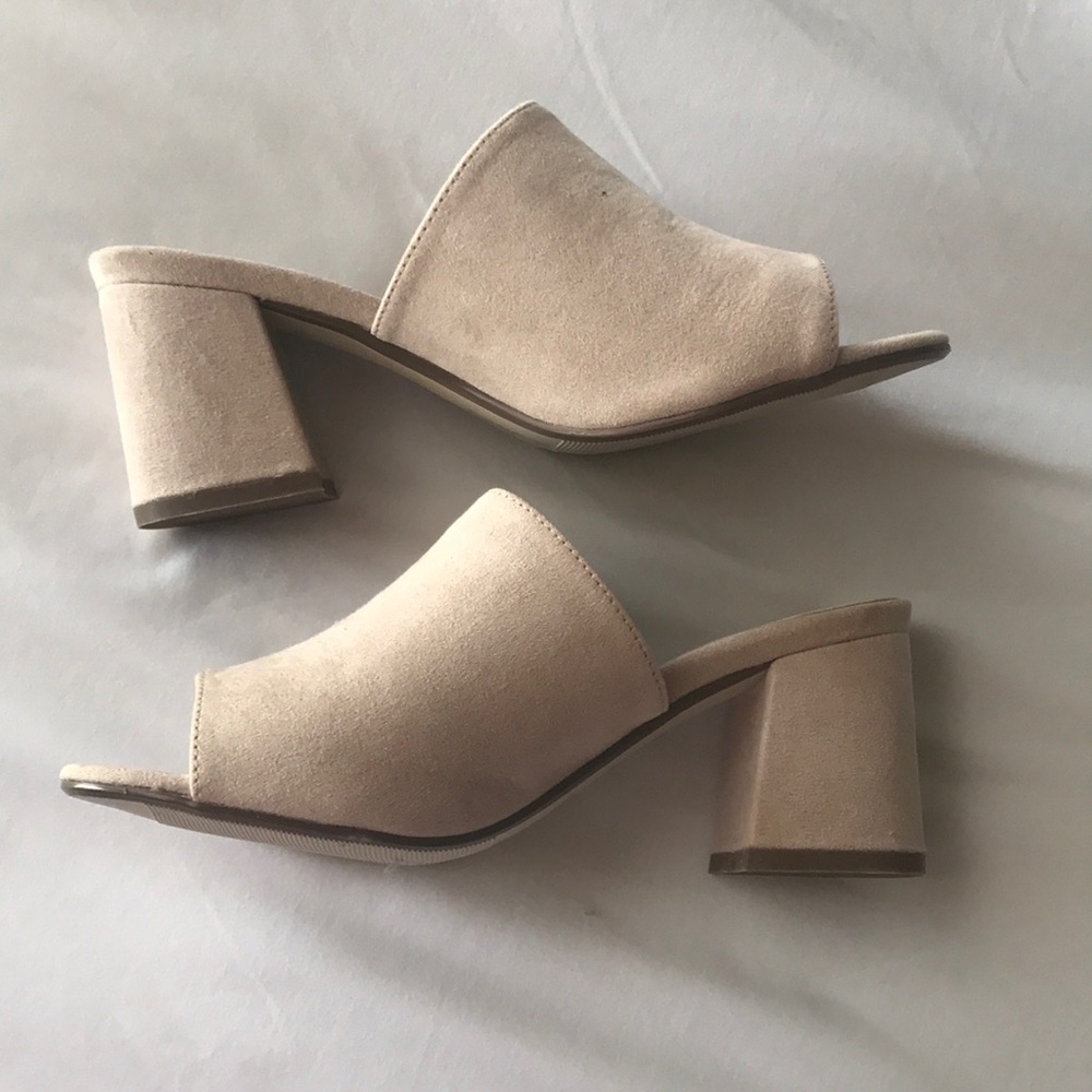Light pink mules new never worn